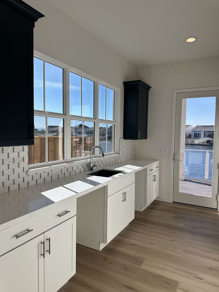 black and white kitchen
