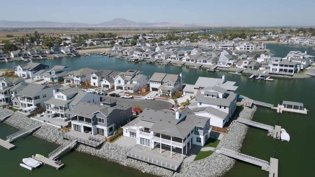 Updated view of houses being constructed at Delta Coves